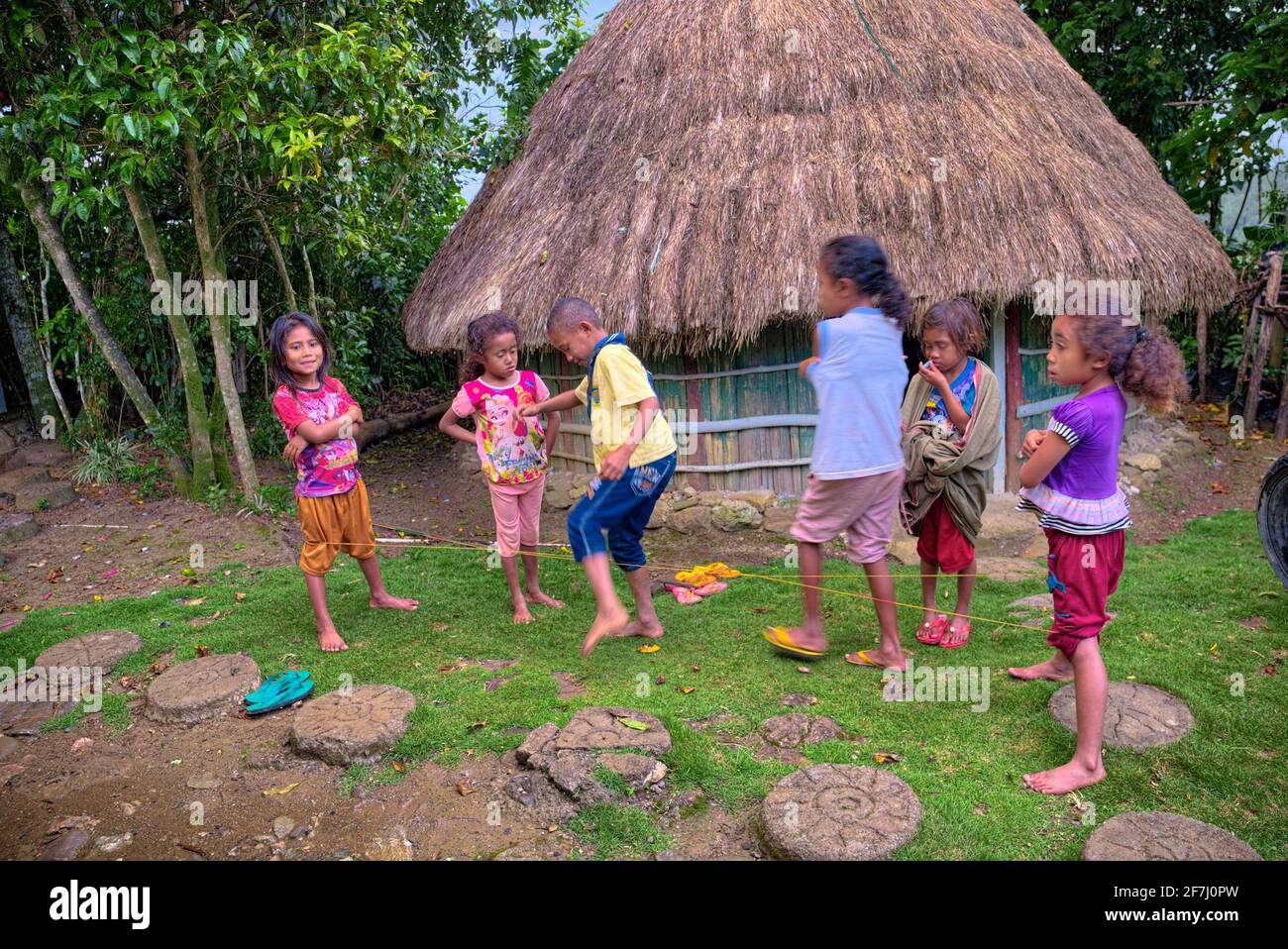 Fatumnasi enfants pris @Fatumnasi, Timor, Nusa Tenggara Timur Banque D'Images