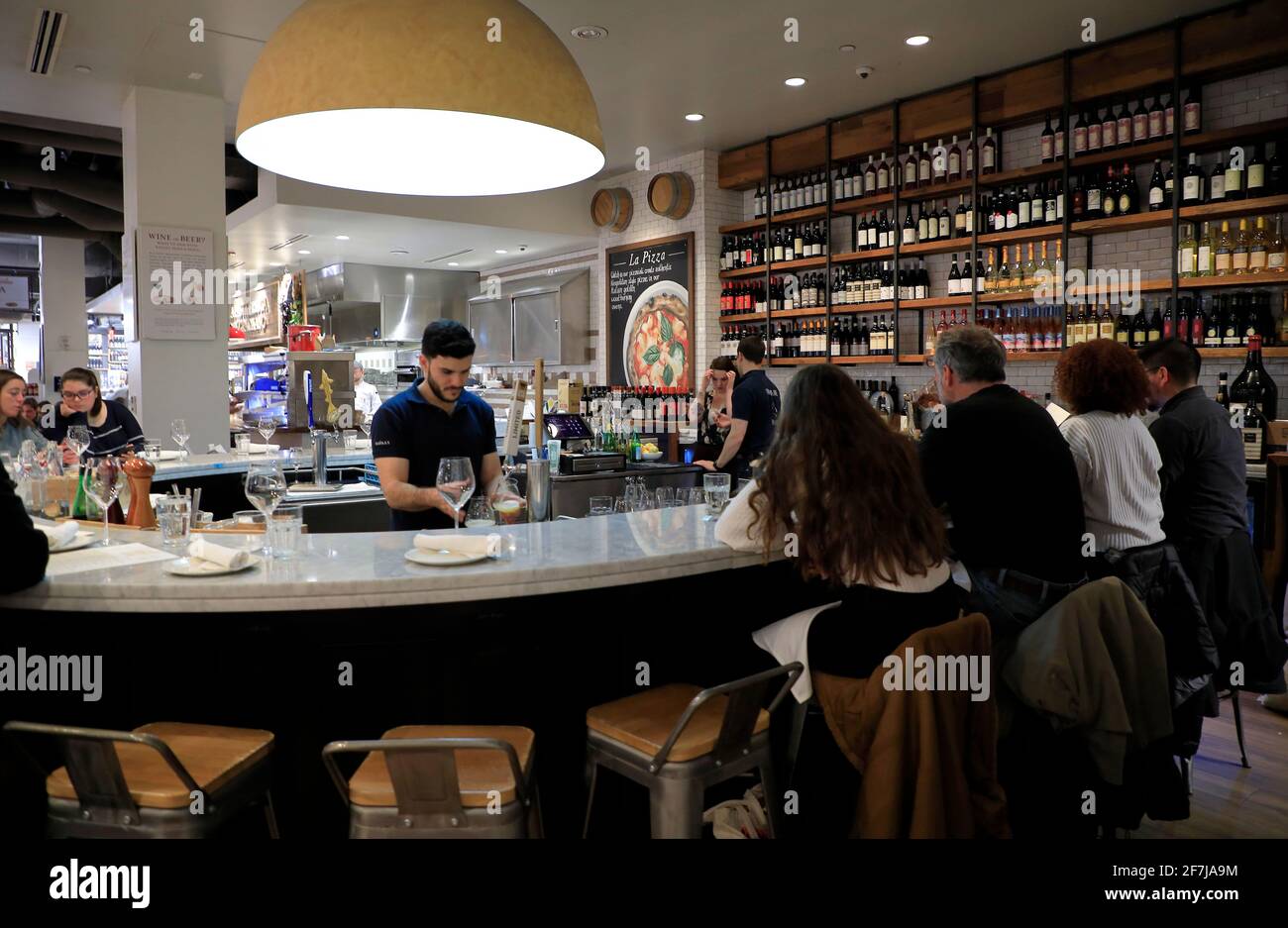 Vue intérieure d'Eataly Boston dans Prudential Center.Boston.Massachusetts.USA Banque D'Images
