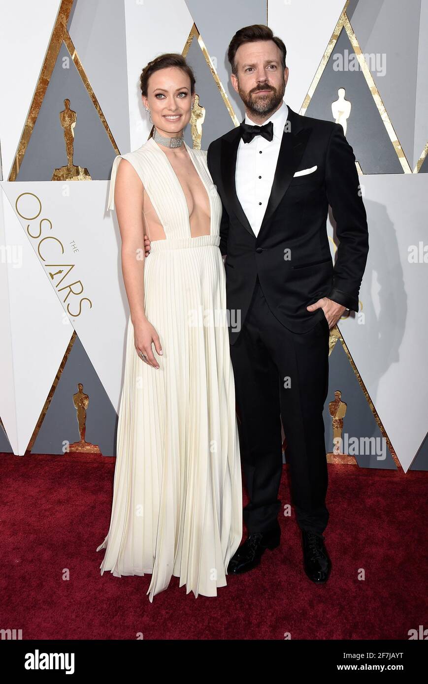 Olivia Wilde, Jason Sudeikis arrive à la 88e cérémonie des Oscars, qui s'est tenue au Dolby Theatre, le dimanche 28 février 2016 à Hollywood, en Californie. Obligatoire Jennifer Graylock-Graylock.com Banque D'Images