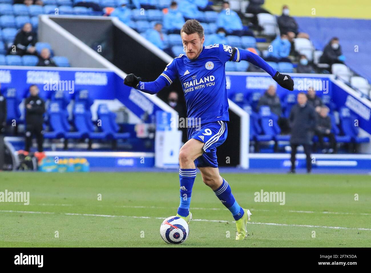 Jamie Vardy #9 de Leicester City Breaks avant de marquer un objectif non-latéral Banque D'Images