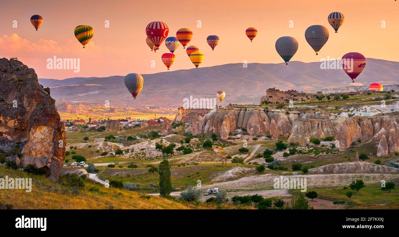 Ballon à air chaud, Goreme, Cappadoce, Turquie Banque D'Images
