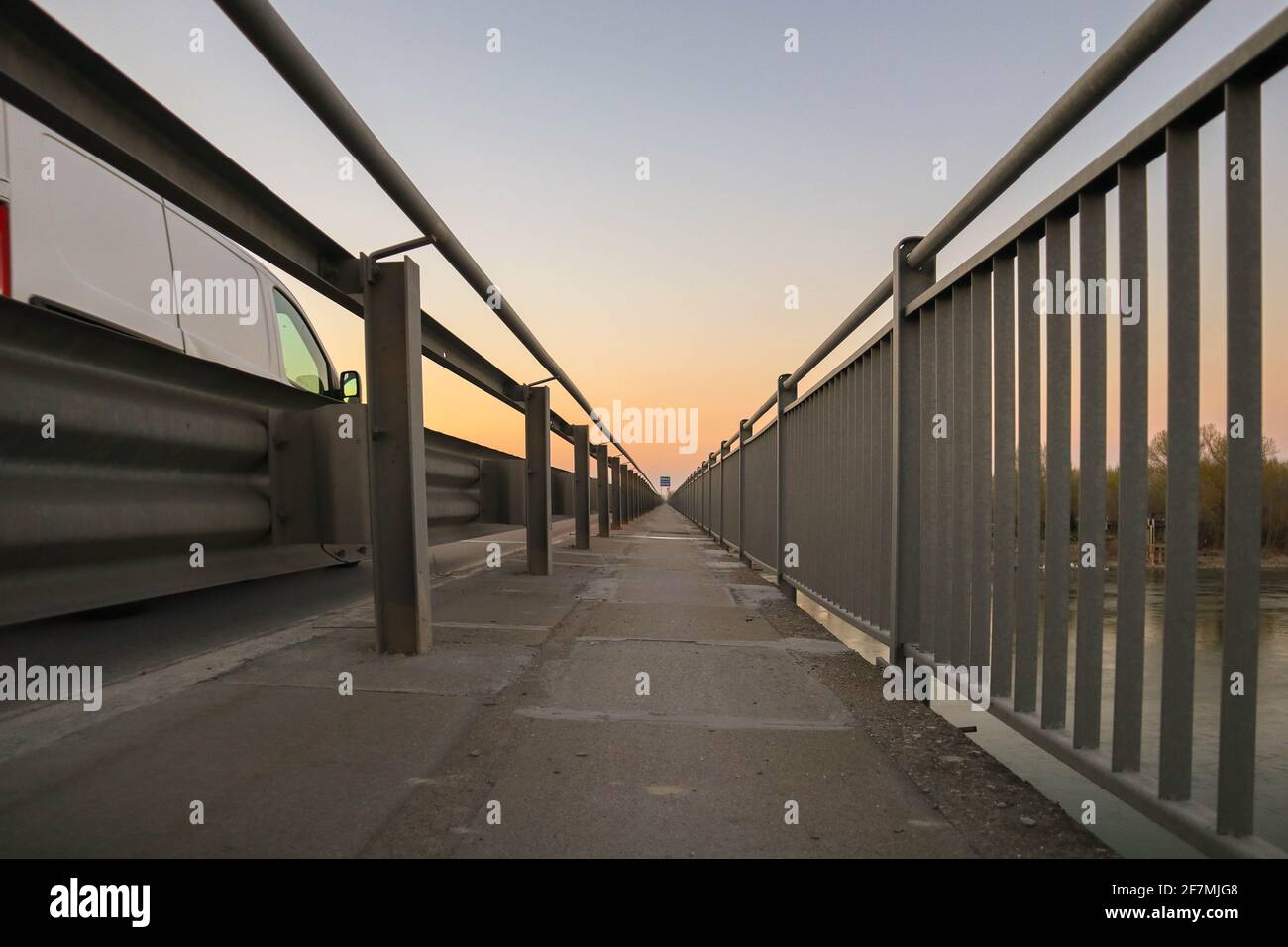 Perspective du chemin piétonnier du pont de Vianada Banque D'Images