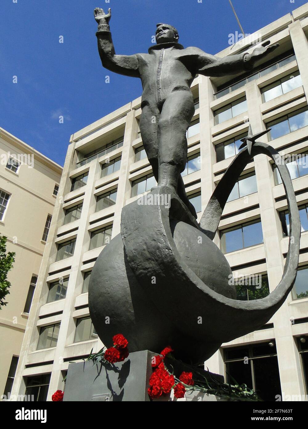 Dévoilement de la statue à Yuri Gagarin - le premier homme dans le cosmos au British Council Building à Londres, Royaume-Uni Banque D'Images
