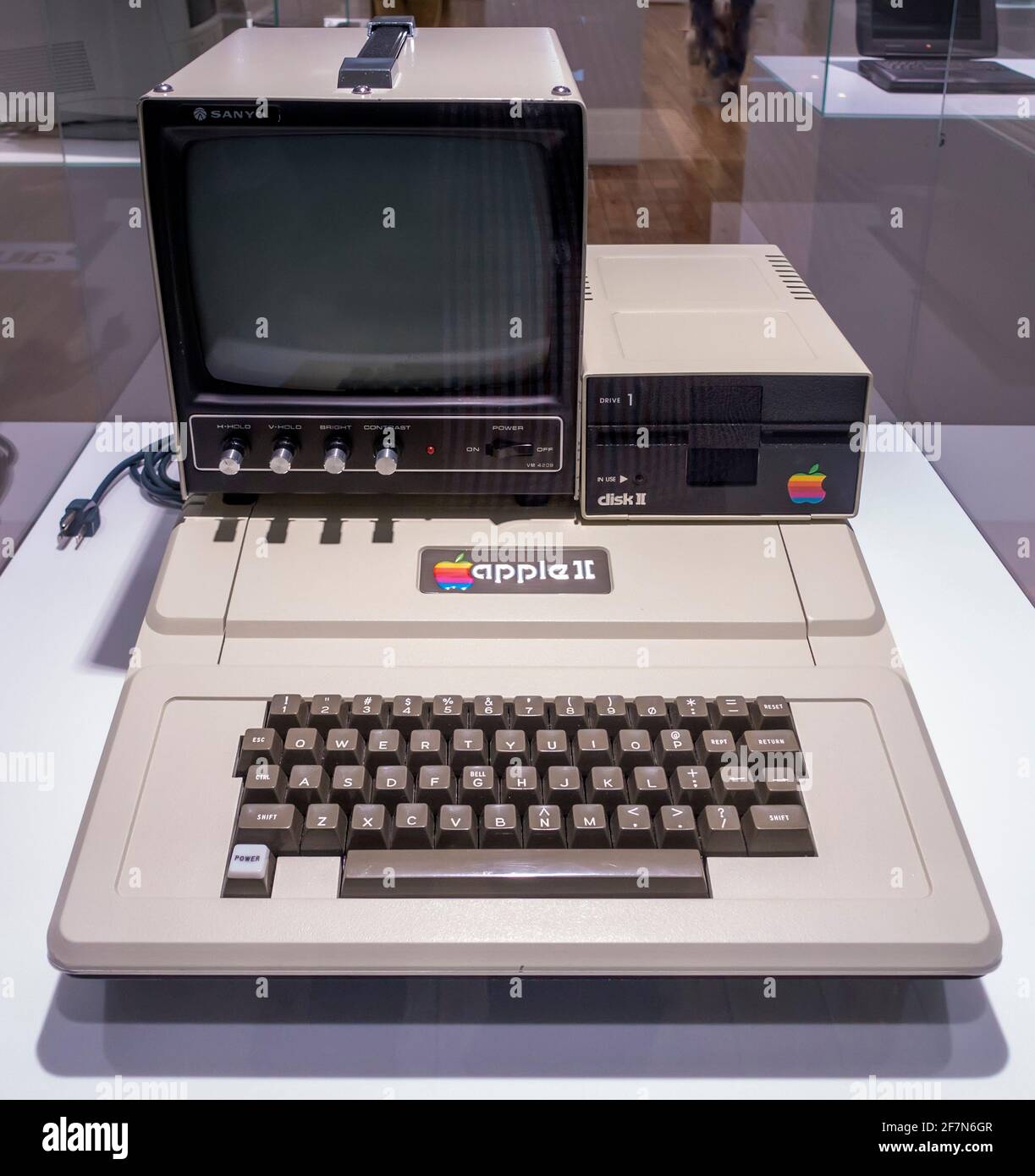 Ordinateur Appleretro II avec moniteur et lecteur de disquette 1977 Banque D'Images