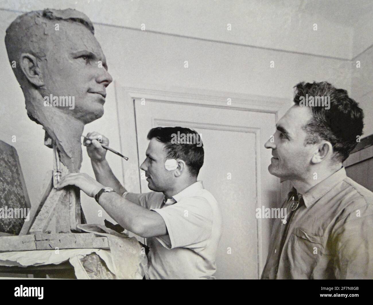 Dévoilement de la statue à Yuri Gagarin - le premier homme dans le cosmos au British Council Building à Londres, Royaume-Uni Banque D'Images