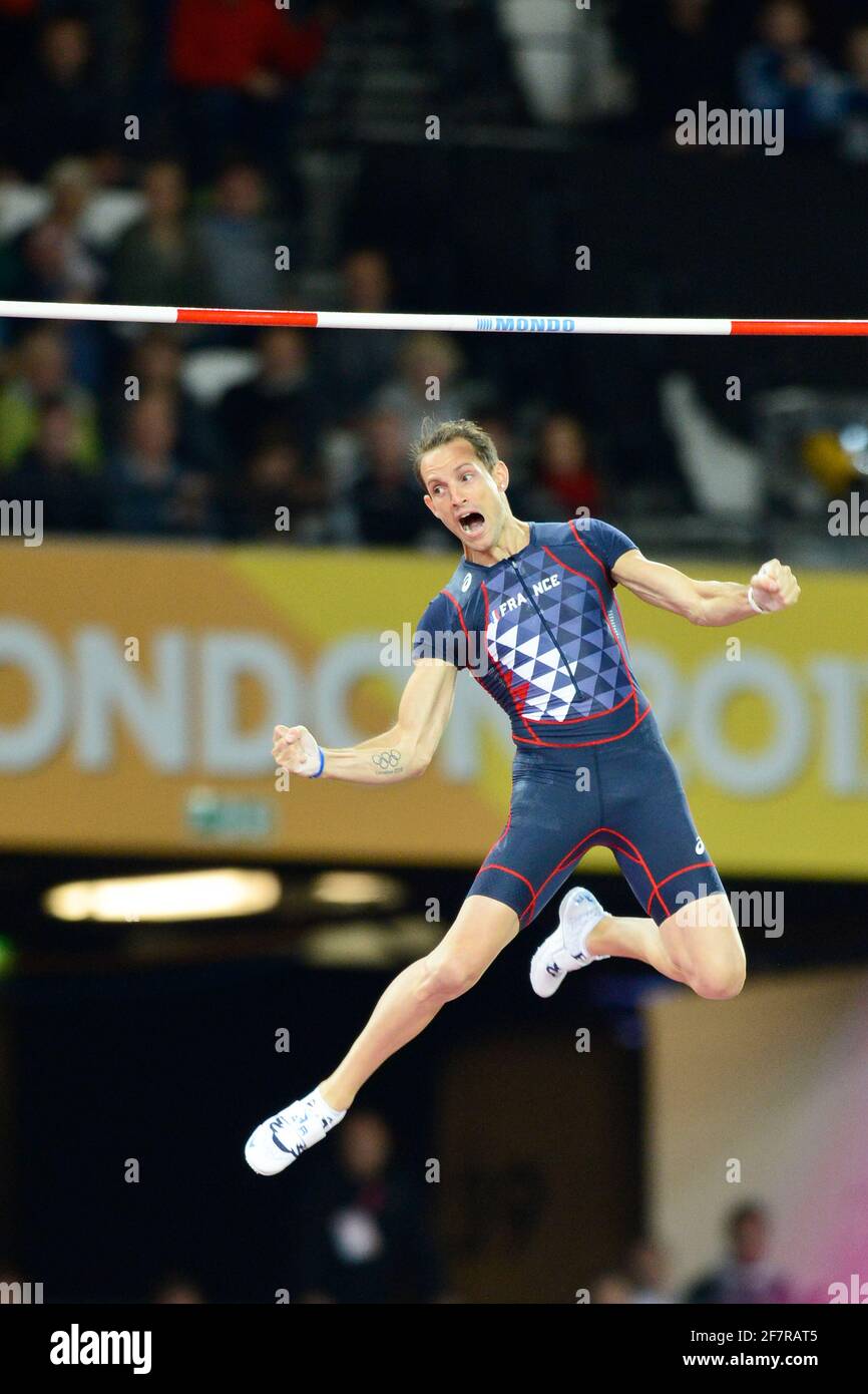 Renaud Lavillenie (France). Médaille de bronze Pole Vault. Championnats du monde d'athlétisme de l'IAAF, Londres 2017 Banque D'Images