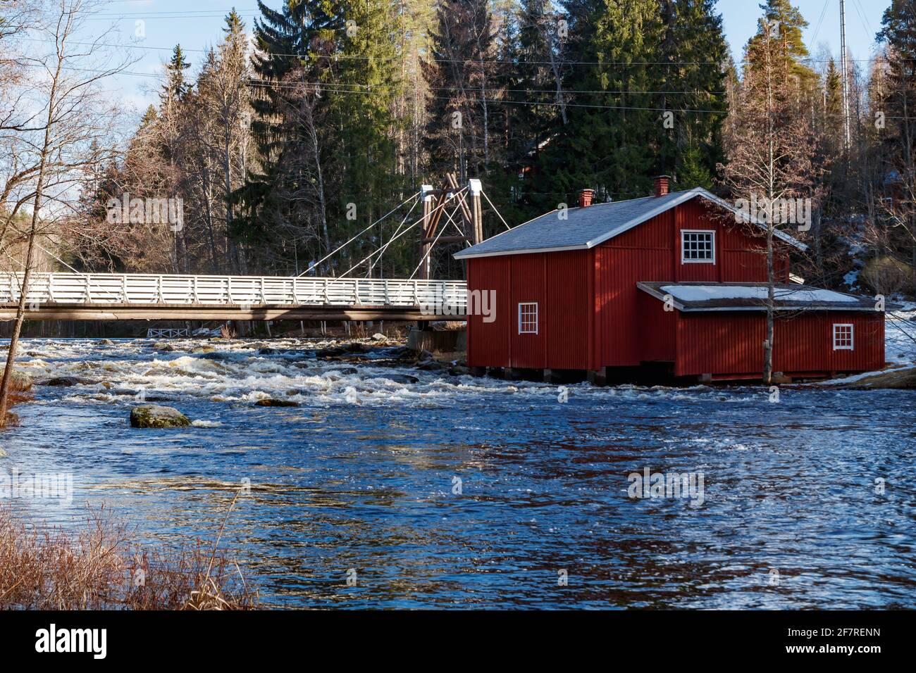 Ancien moulin sur la rivière Jokelanjoki, Kouvola, Finlande Banque D'Images