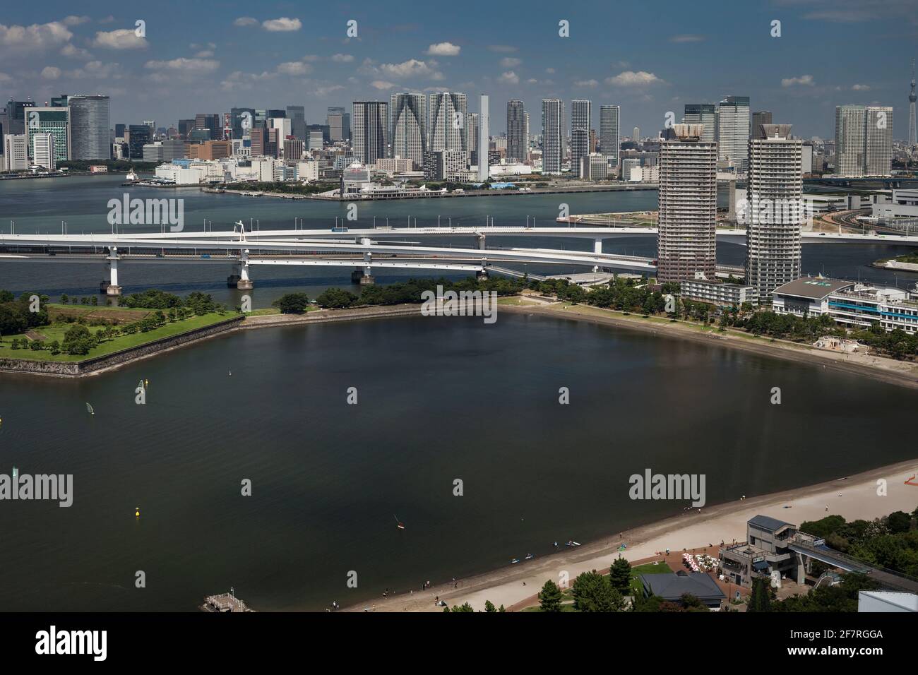 Baie de Tokyo et vue panoramique depuis l'île d'Odaiba, Minato City, Japon Banque D'Images
