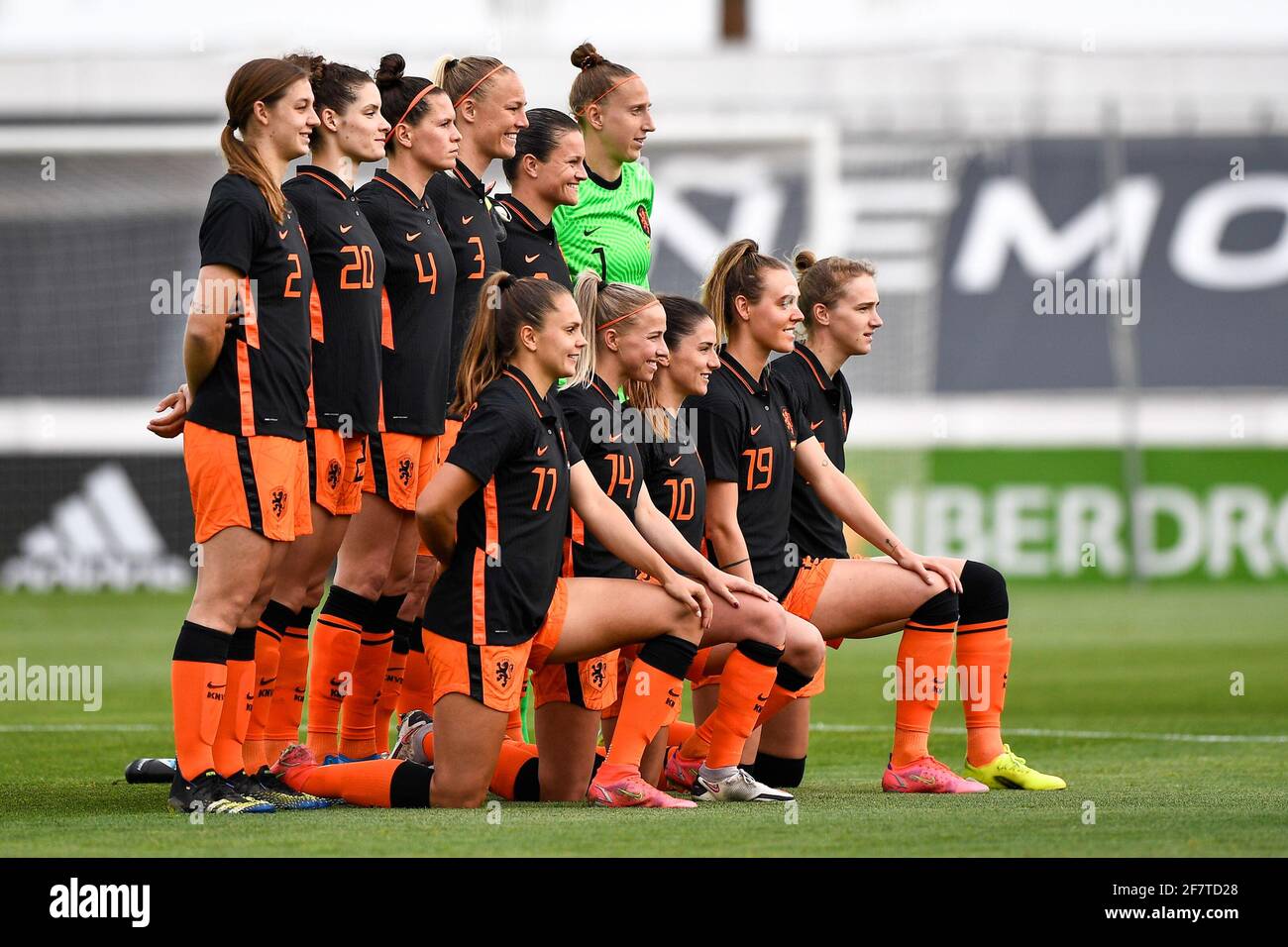 MARBELLA, ESPAGNE - AVRIL 9 : photo d'équipe des pays-Bas lors du match  amical international des femmes entre l'Espagne et les pays-Bas à Estadio  Municipal Photo Stock - Alamy