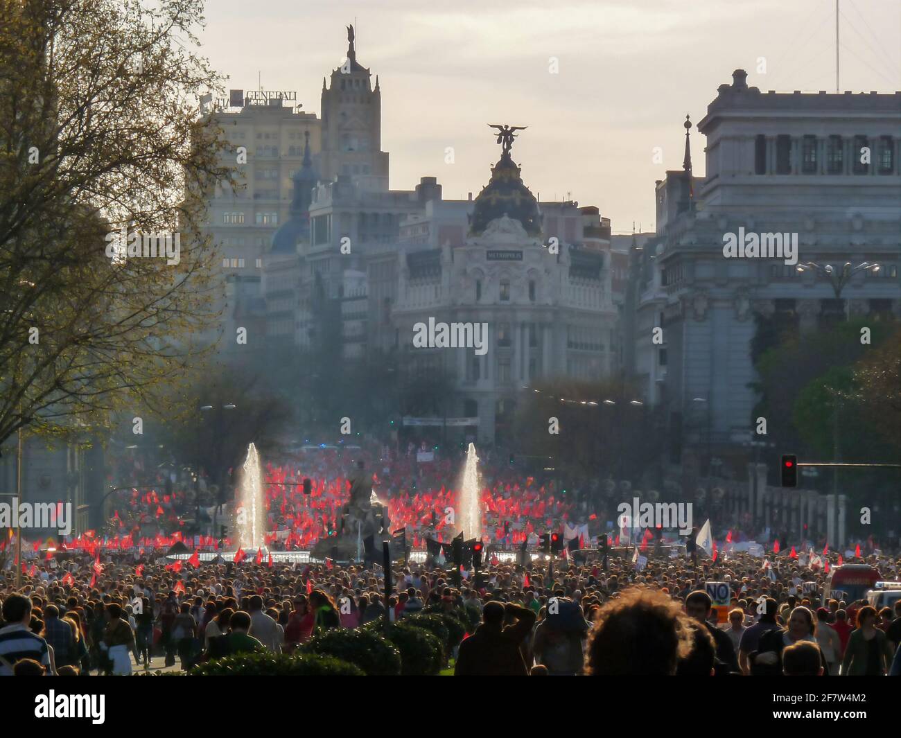 Madrid, Espagne; mars 29 2012. Manifestation massive lors de la grève générale de 29-M à Madrid, menée par le mouvement des 15-M. Photographie prise en mars Banque D'Images