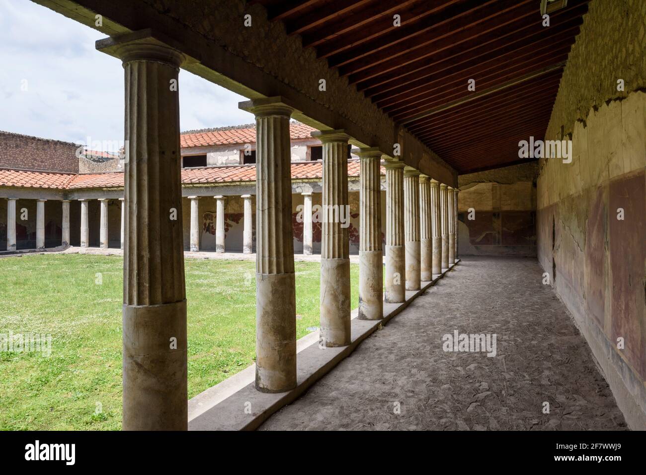 Torre Annunziata. Italie. Site archéologique d'Oplontis (Villa di Poppea / Villa Poppea / Villa A). Viridarium, un jardin qui a autrefois surplombait la se Banque D'Images