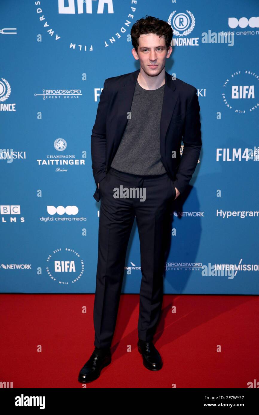 LONDRES, ROYAUME-UNI - 11 mars 2021 : Josh O'Connor assiste au 21e British Independent film Awards à Old Billingsgate le 2 décembre 2018 à Londres Banque D'Images