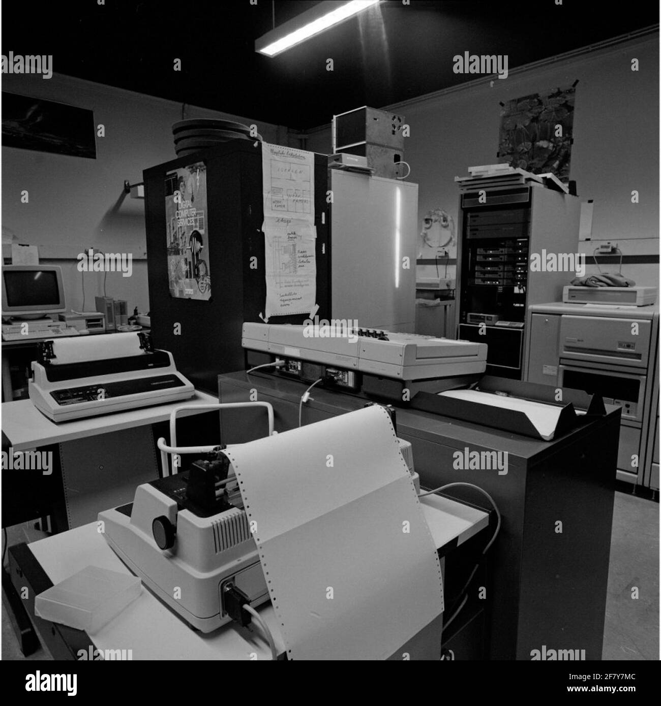 Intérieur du Centre de calcul du Kim (Institut royal de la Marine) en décembre 1989. Banque D'Images