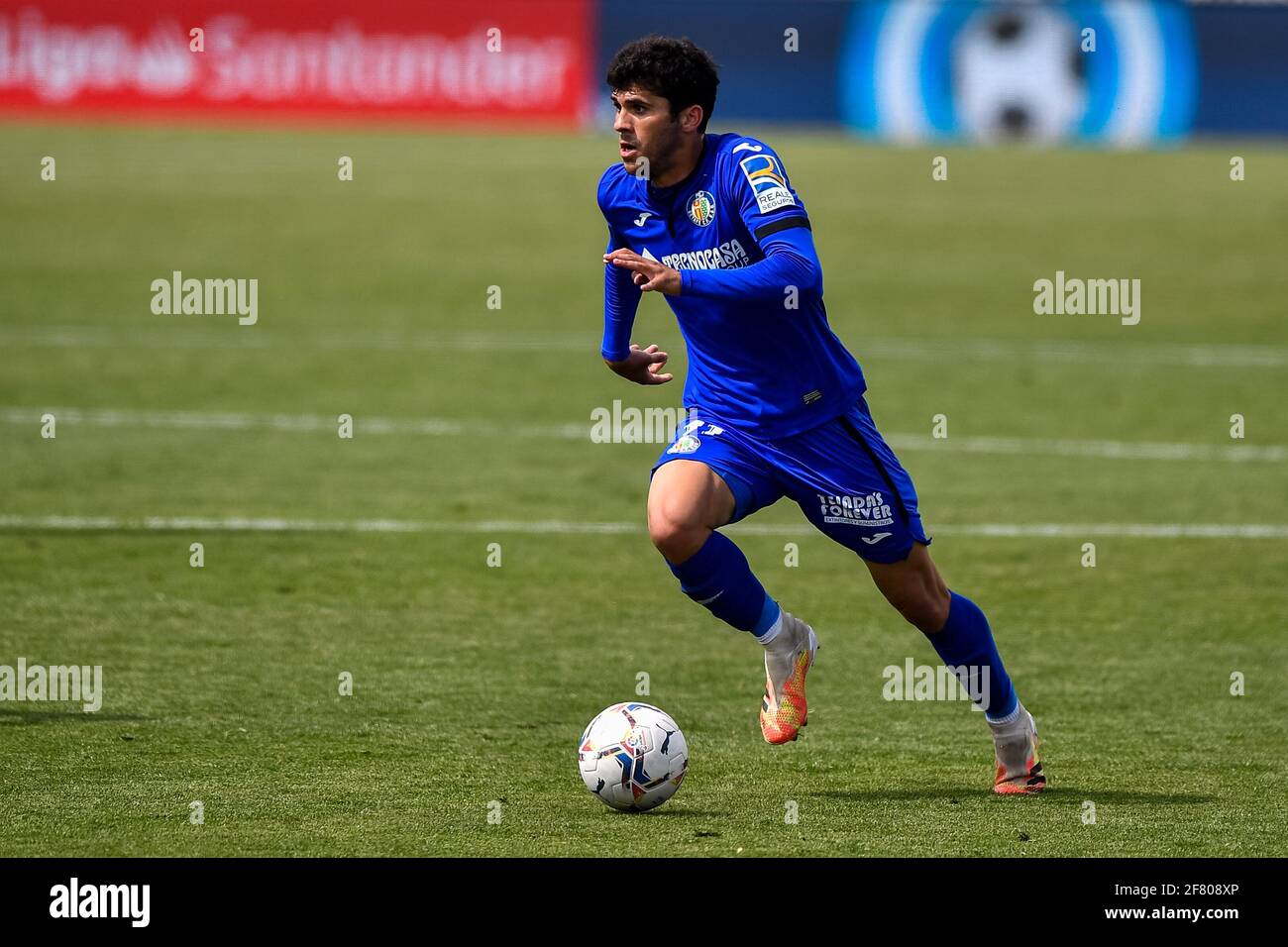 GETAFE, ESPAGNE - AVRIL 10 : Carles Alena de Getafe CF pendant le match de la Liga Santander entre Getafe CF et Cadix CF au Colisée Alfonso Perez le avril Banque D'Images