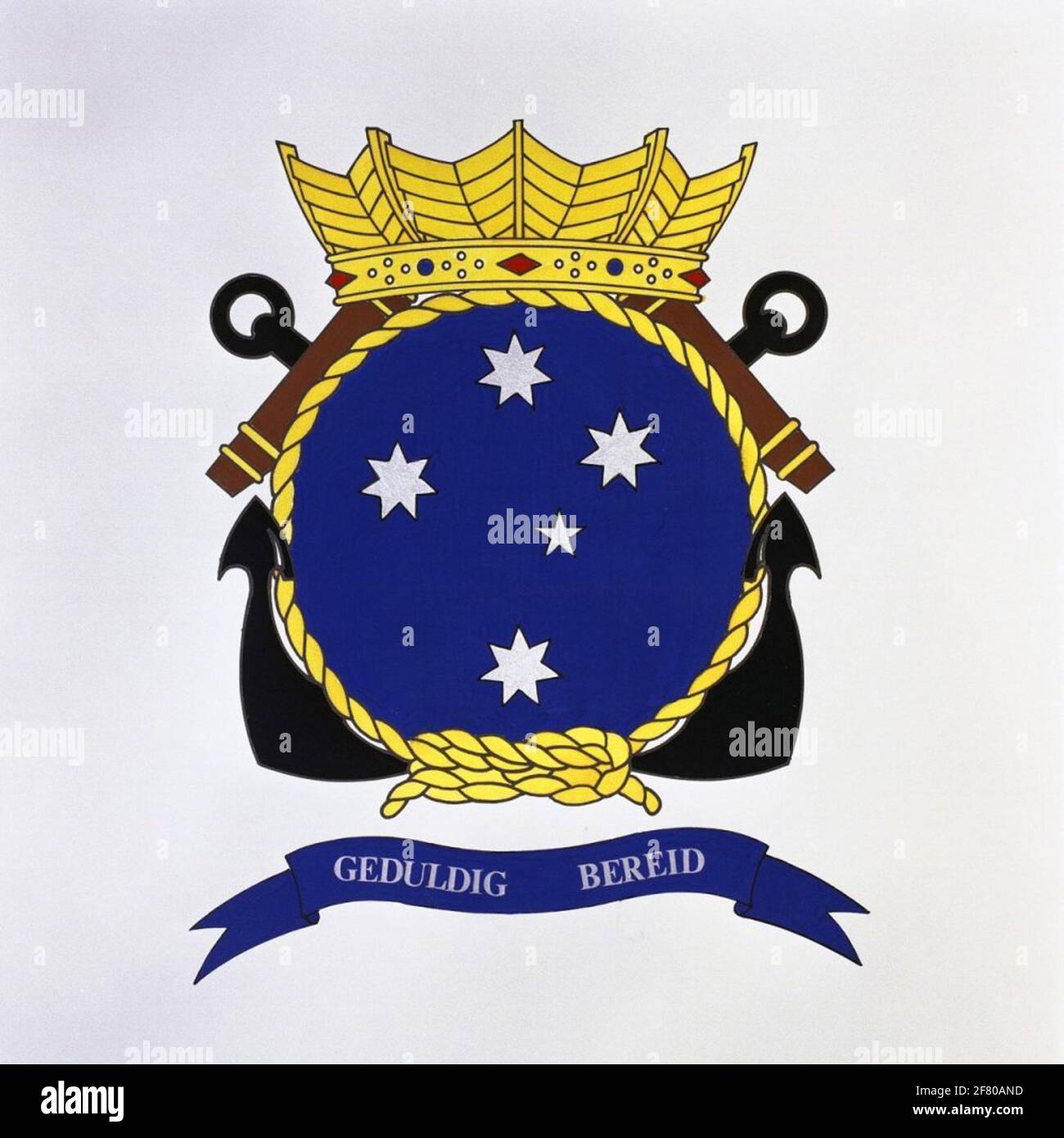 Zuiderkruis. L'emblème représente le donneur de nom. Le piquet d'emblème préparé patiemment indiquant que le Zuiderkruis pourrait être utilisé comme navire à voile. Logo doublé de hr.ms. Zuiderkerruis (1963-1969) et HR.Mme Zuiderkruis (1975-2012). Banque D'Images