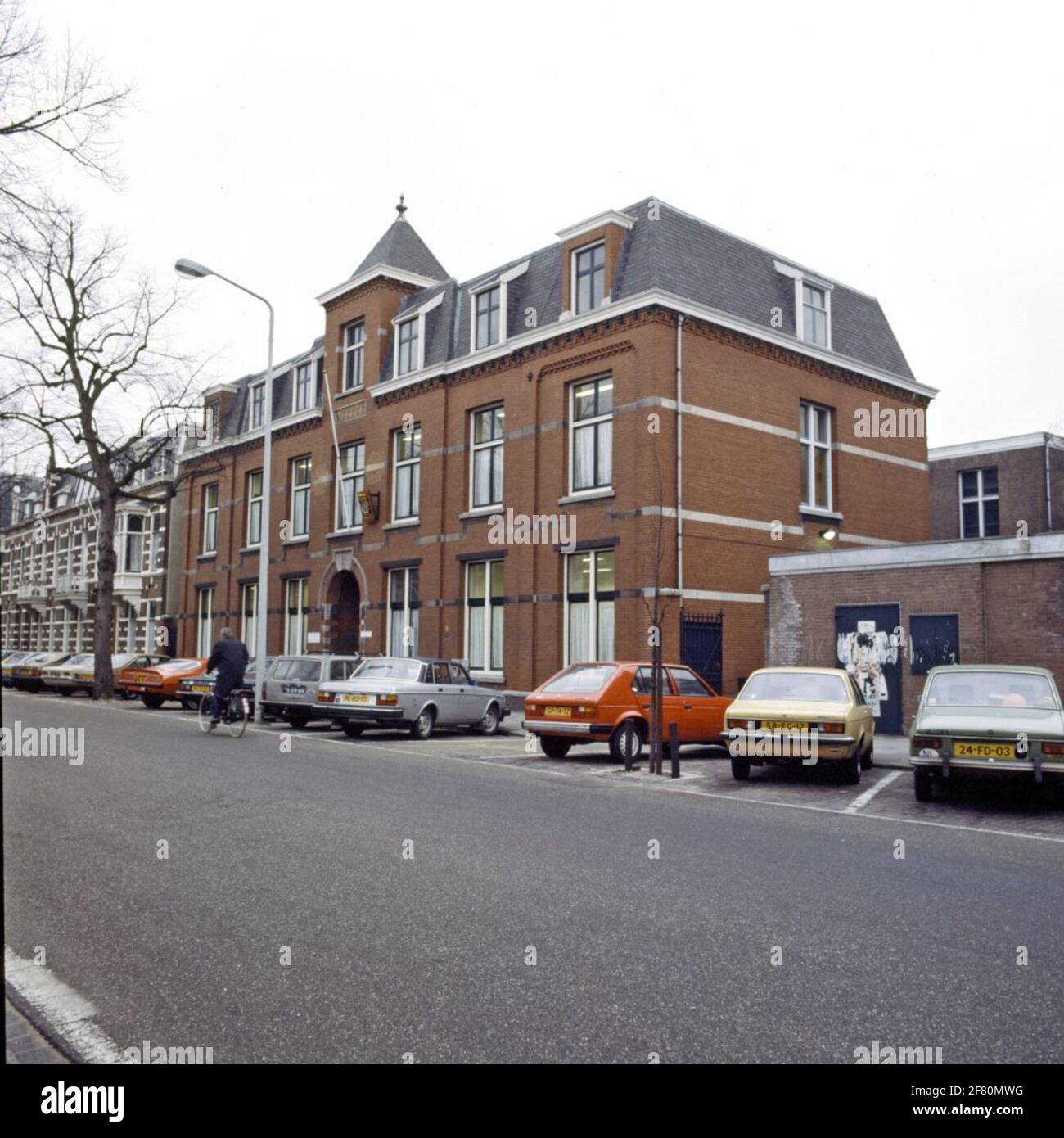 La construction du département d'histoire maritime du Marinestrand à Jan van Nassaustraat 112 à la Haye à la fin des années 1970. Banque D'Images