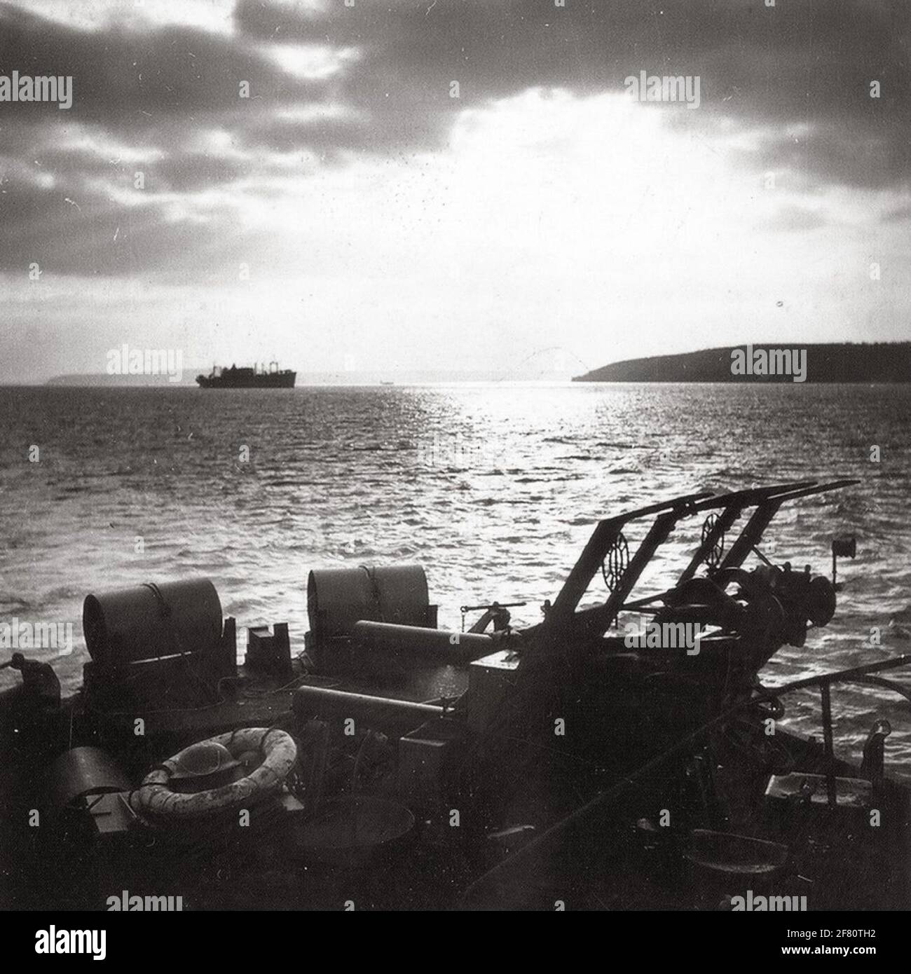 12.7 mm Colt double panon A / B d'un balai de mine auxiliaire néerlandais dans W.O. II Banque D'Images