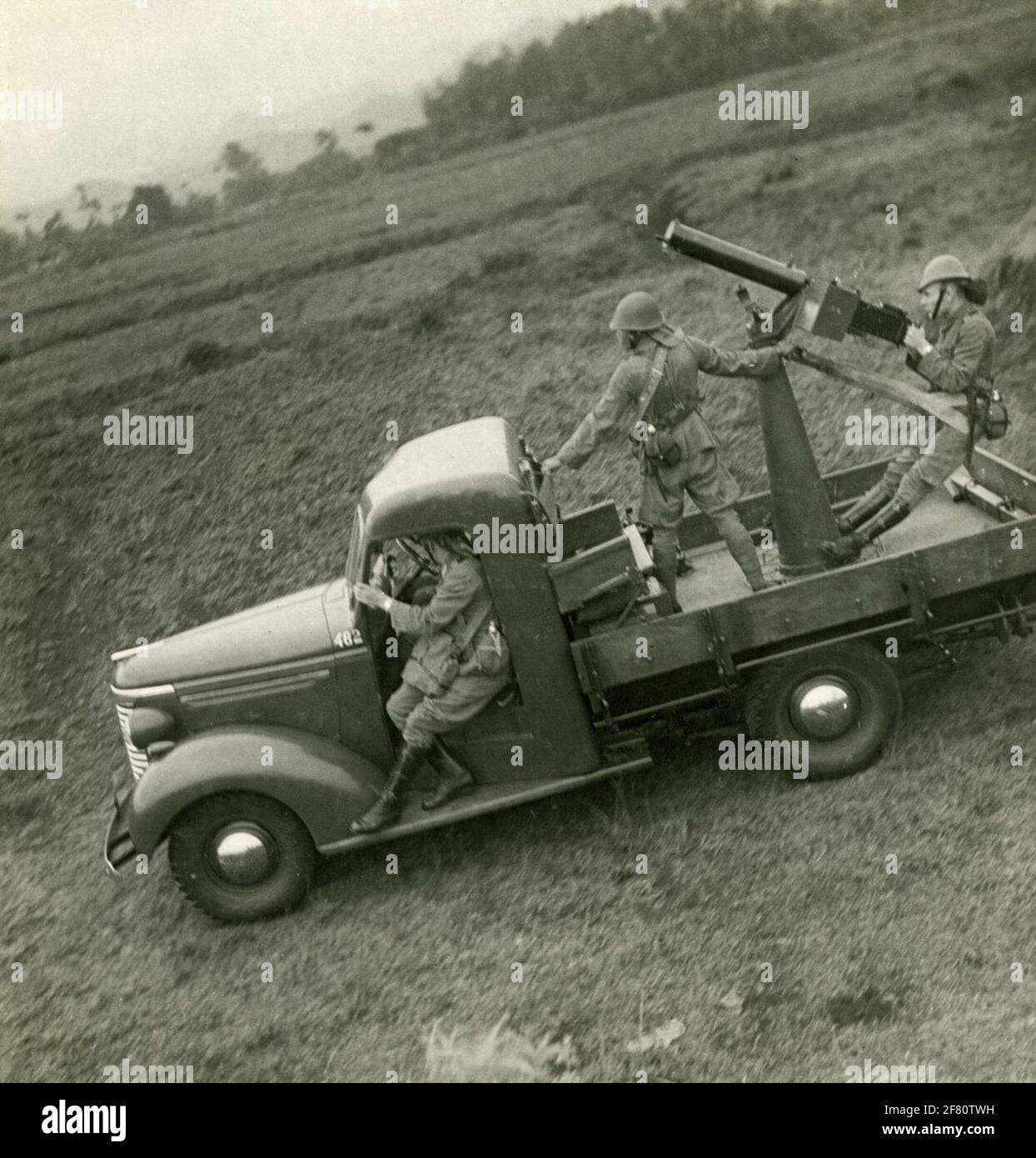 Une manileuse aérienne Colt Browning de 12.7 mm sur un pick-up (prises de voiture). Banque D'Images