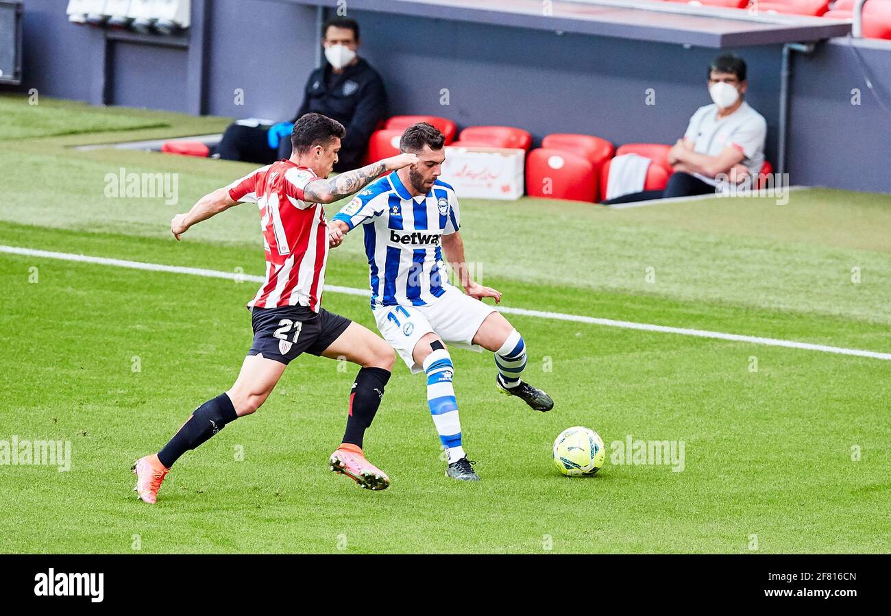 Luis Rioja de Deportivo Alaves et Ander CAPA de Athletic Club pendant le championnat d'Espagne la Liga match de football entre Athletic Club et Deportivo Alaves le 10 avril 2021 au stade San Mames à Bilbao, Espagne - photo Inigo Larreina / Espagne DPPI / DPPI / LiveMedia Banque D'Images