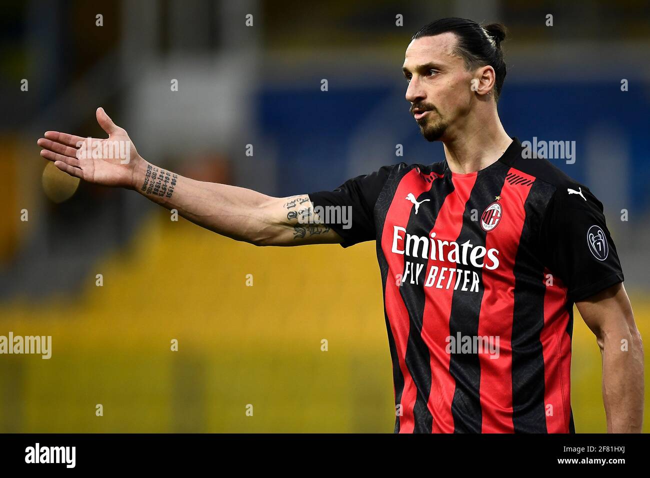 Parme, Italie - 10 avril 2021: Zlatan Ibrahimovic de l'AC Milan réagit pendant la série UN match de football entre Parme Calcio et l'AC Milan. L'AC Milan a remporté 3-1 contre Parme Calcio. Credit: Nicolò Campo/Alay Live News Banque D'Images