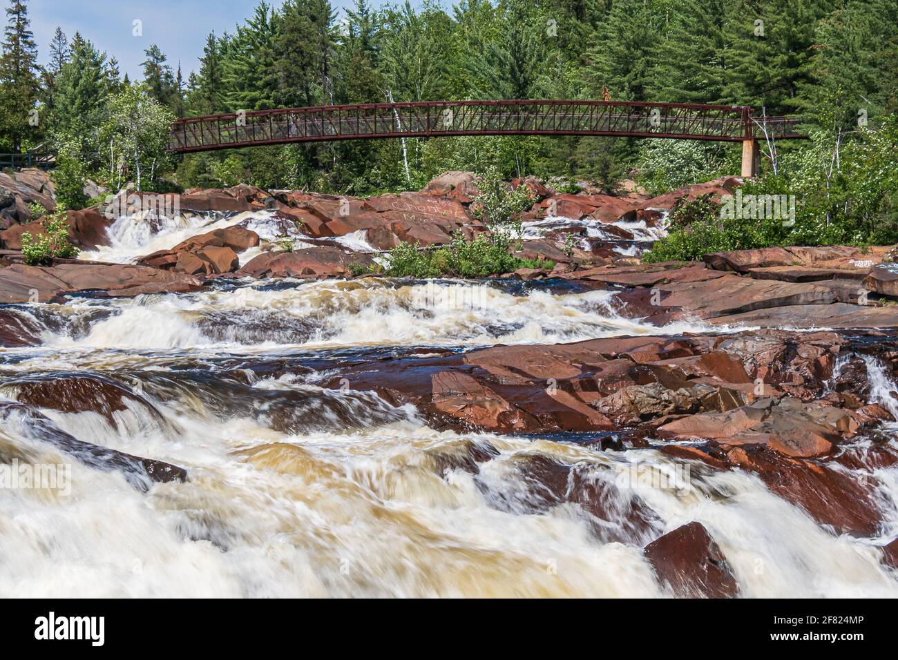 High Falls Onaping Ontario Canada en été Banque D'Images