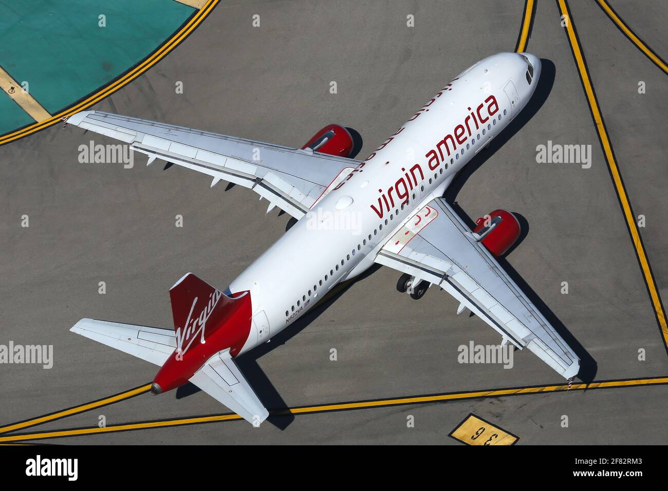 Los Angeles, États-Unis – 20. Février 2016: Virgin America Airbus A320 à l'aéroport de Los Angeles (LAX) aux États-Unis. Banque D'Images