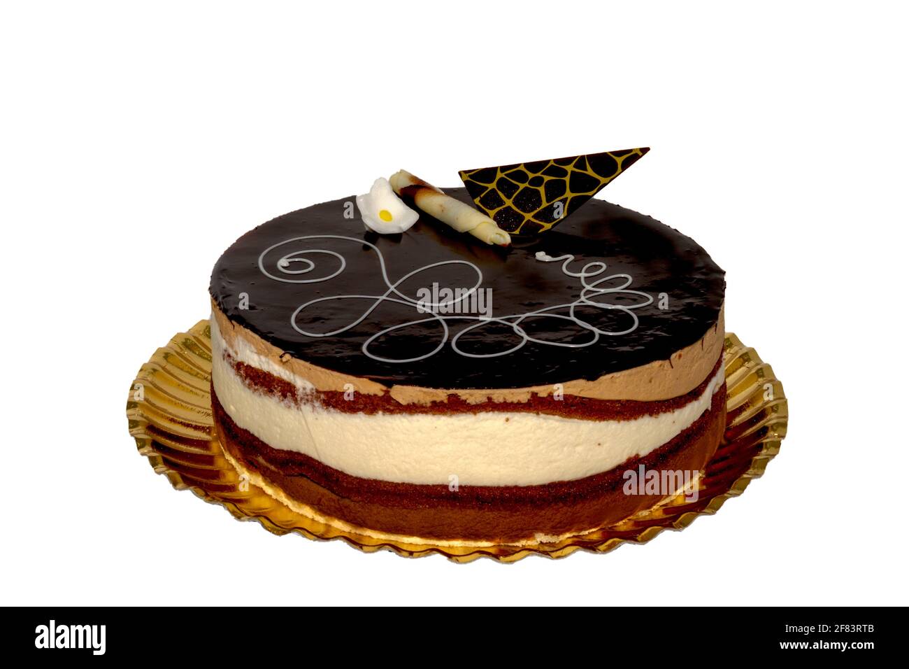 Trois Gateaux Au Chocolat Gateau Au Chocolat Noir Au Chocolat Blanc Et Au Chocolat Au Lait Orne D Une Fleur De Sucre Et De Deux Chocolats Photo Stock Alamy Trois Gateaux Au Chocolat Gateau Au Chocolat Noir Au Chocolat Blanc Et Au Chocolat Au Lait Orne D Une Fleur De Sucre Et De Deux Chocolats Photo Stock Alamy