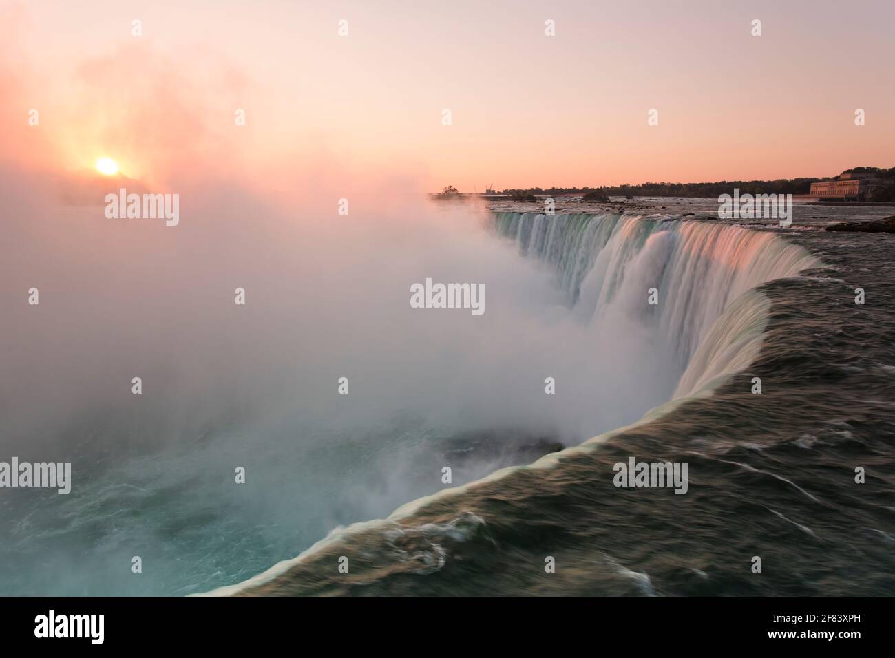 Canada, Ontario, Niagara Falls, Niagara Falls au lever du soleil Banque D'Images