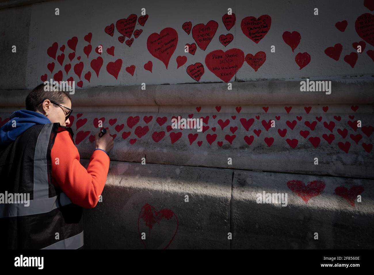 Coronavirus: National Covid Memorial Wall of Hearts, Westminster, Londres, Royaume-Uni. Banque D'Images