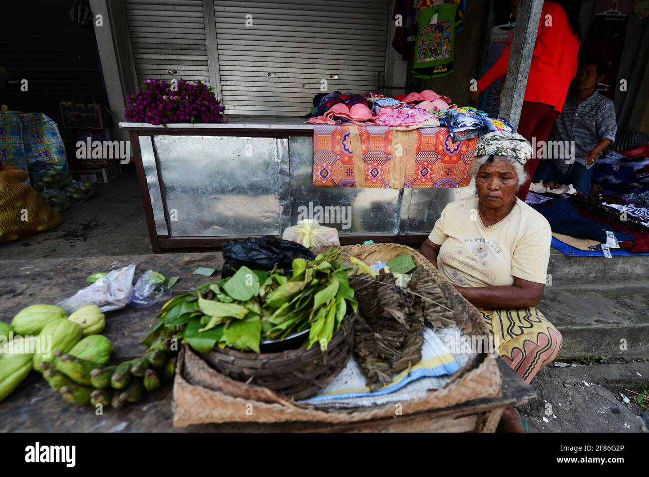 Un marché de produits frais à Ubud, Bali, Indonésie. Banque D'Images