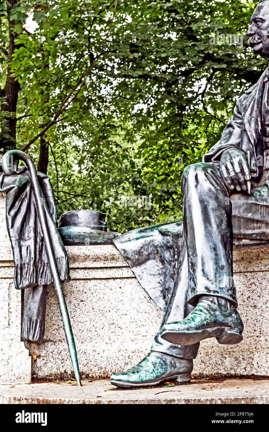 Neuruppin (Allemagne, Brandebourg): Fontane-Denkmal à Neuruppin; Mémorial de Theodor Fontane Banque D'Images