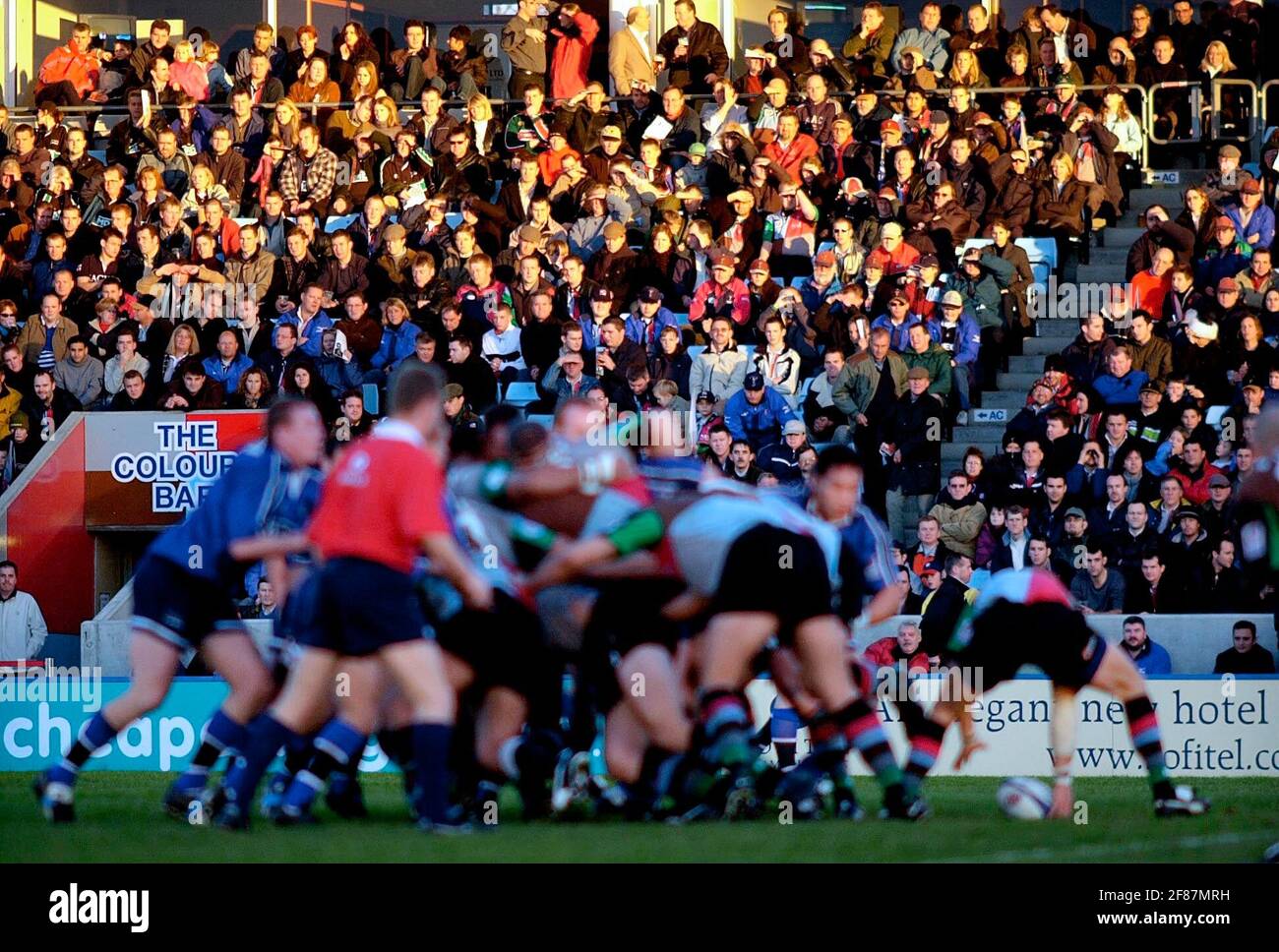 NEC HARLEQUINS V VENTE REQUINS 1/12/2001 PHOTO DAVID ASHDOWN.RUGBY Banque D'Images