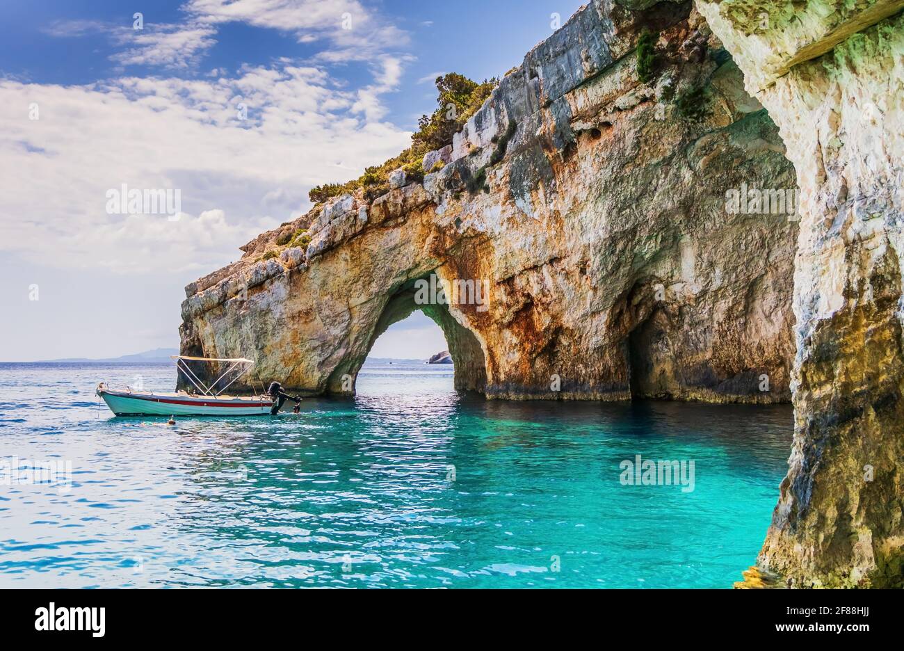 Zakynthos, Grèce. Grottes bleues de l'île de Zakynthos. Banque D'Images