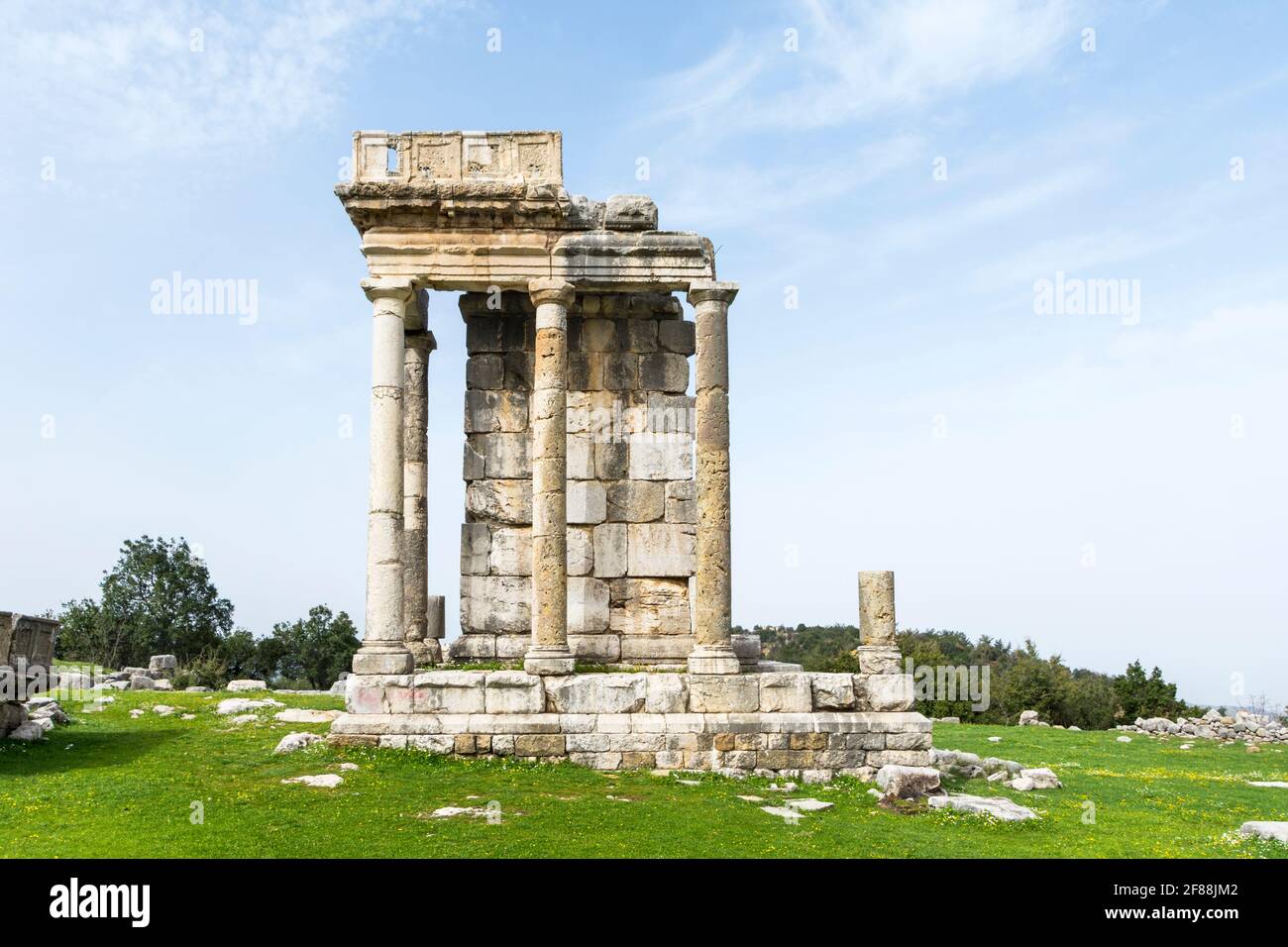 Autel dans le temple de Mashnaqa, ruines romaines, Liban Banque D'Images
