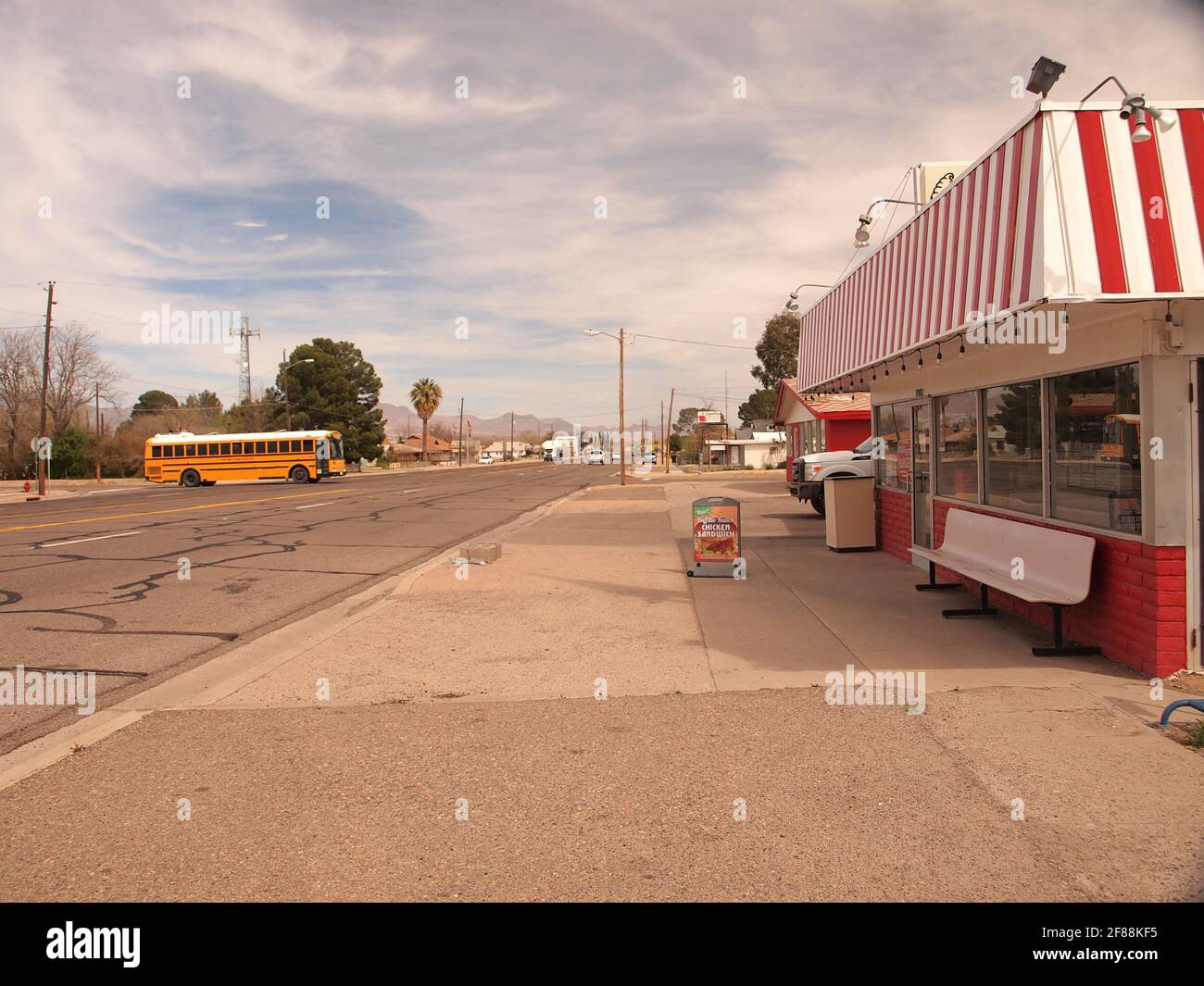 Petite ville dans le sud de l'Arizona le long de la route US 70. Pima a été fondée par Mormons en 1879. Population 2387 en 2020, contre 1989 habitants de 2000. Banque D'Images