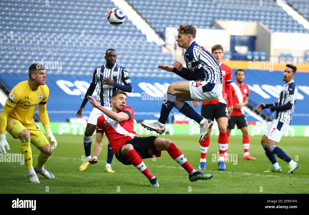 West Bromwich le Conor Townsend d'Albion se ferme pendant le match de la Premier League aux Hawthorns, West Bromwich. Date de la photo: Lundi 12 avril 2021. Banque D'Images West Bromwich le Conor Townsend d'Albion se ferme pendant le match de la Premier League aux Hawthorns, West Bromwich. Date de la photo: Lundi 12 avril 2021. Banque D'Images