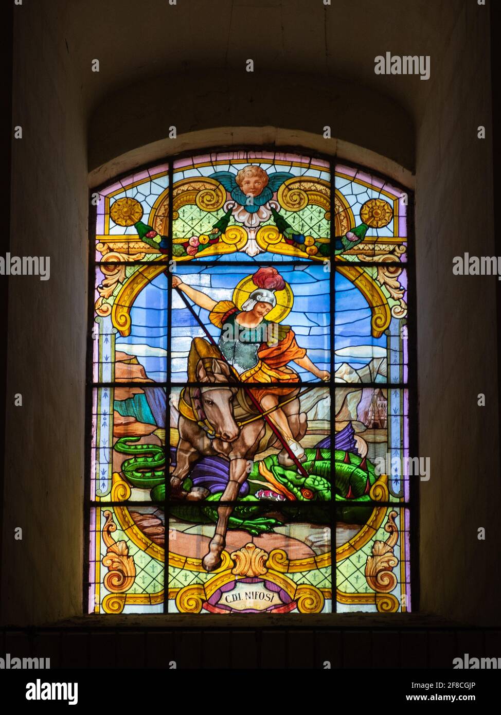 St George et le vitrail dragon du Duomo di San Giorgio, Ragusa Ibla Banque D'Images