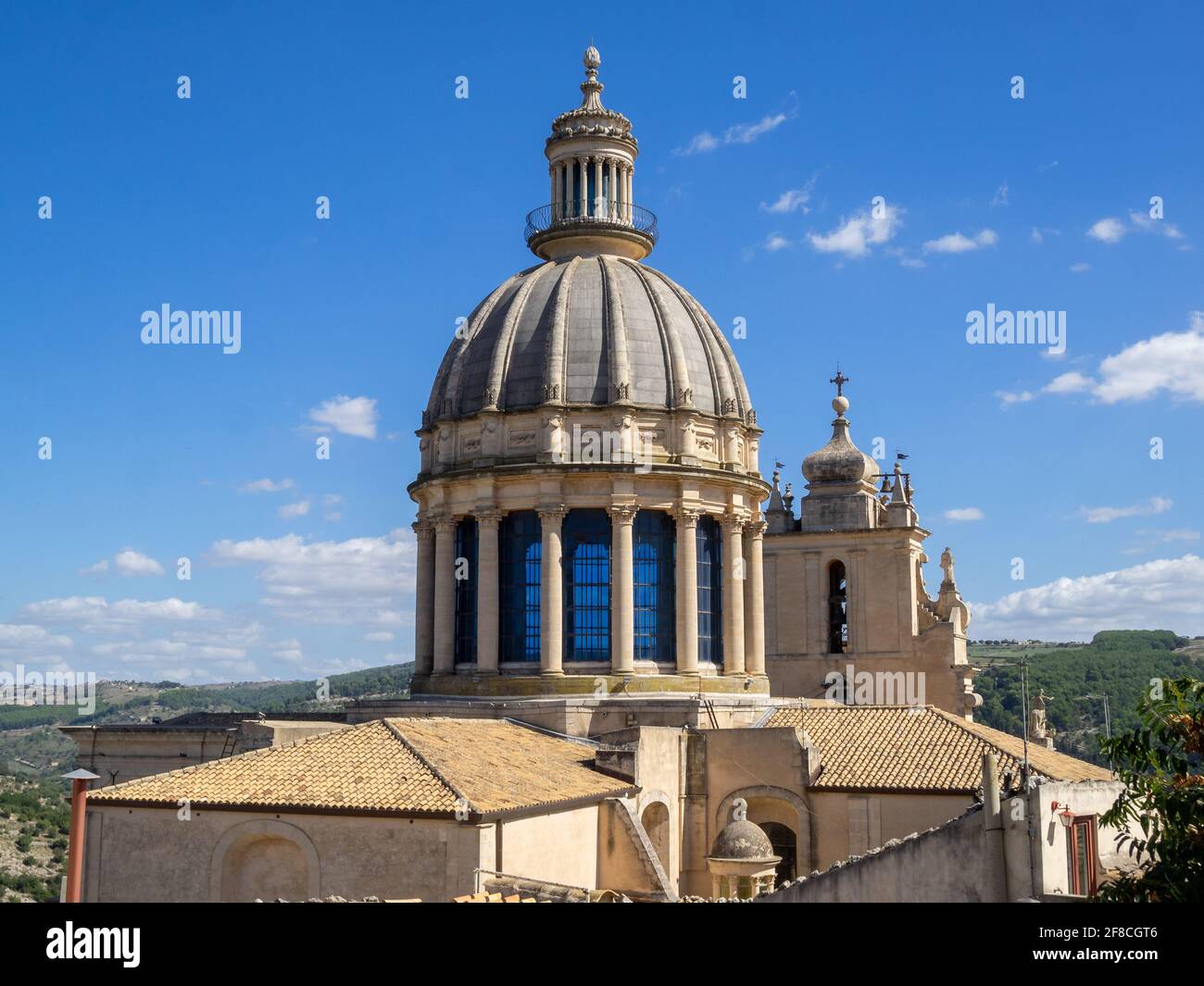 Le dôme du Duomo di San Giorgio, Ragusa Ibla Banque D'Images