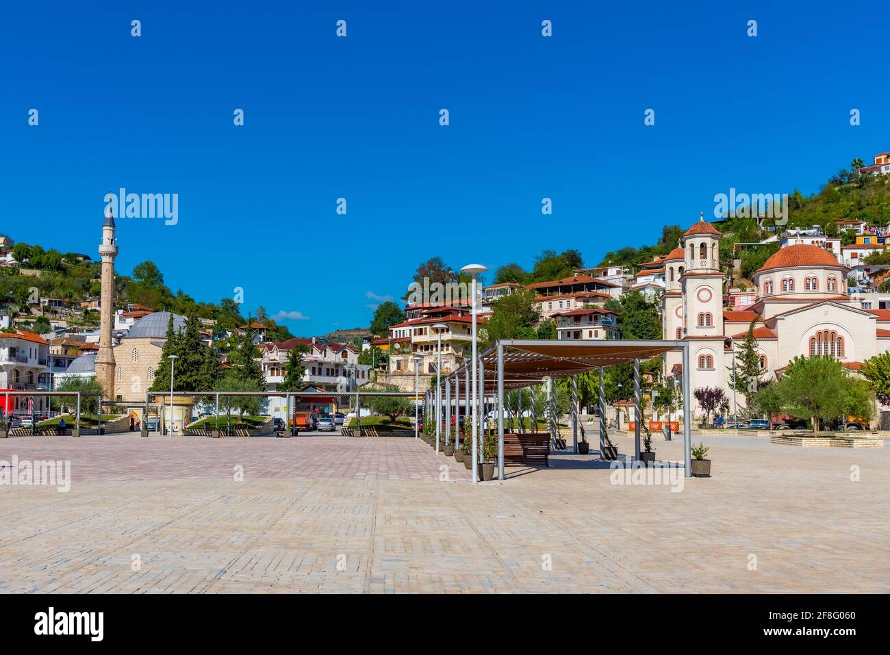 Mosquée principale et cathédrale Saint-Demetrius à Berat, Albanie Banque D'Images