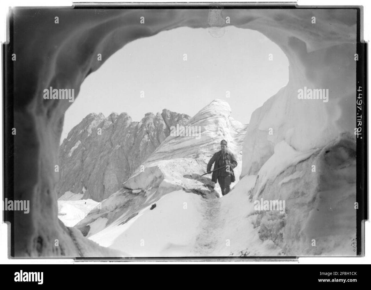 Marmolata position glace-mer, vue vers Serauta; front de Dolomite, Belluno; photographe: Flam. Banque D'Images Marmolata position glace-mer, vue vers Serauta; front de Dolomite, Belluno; photographe: Flam. Banque D'Images