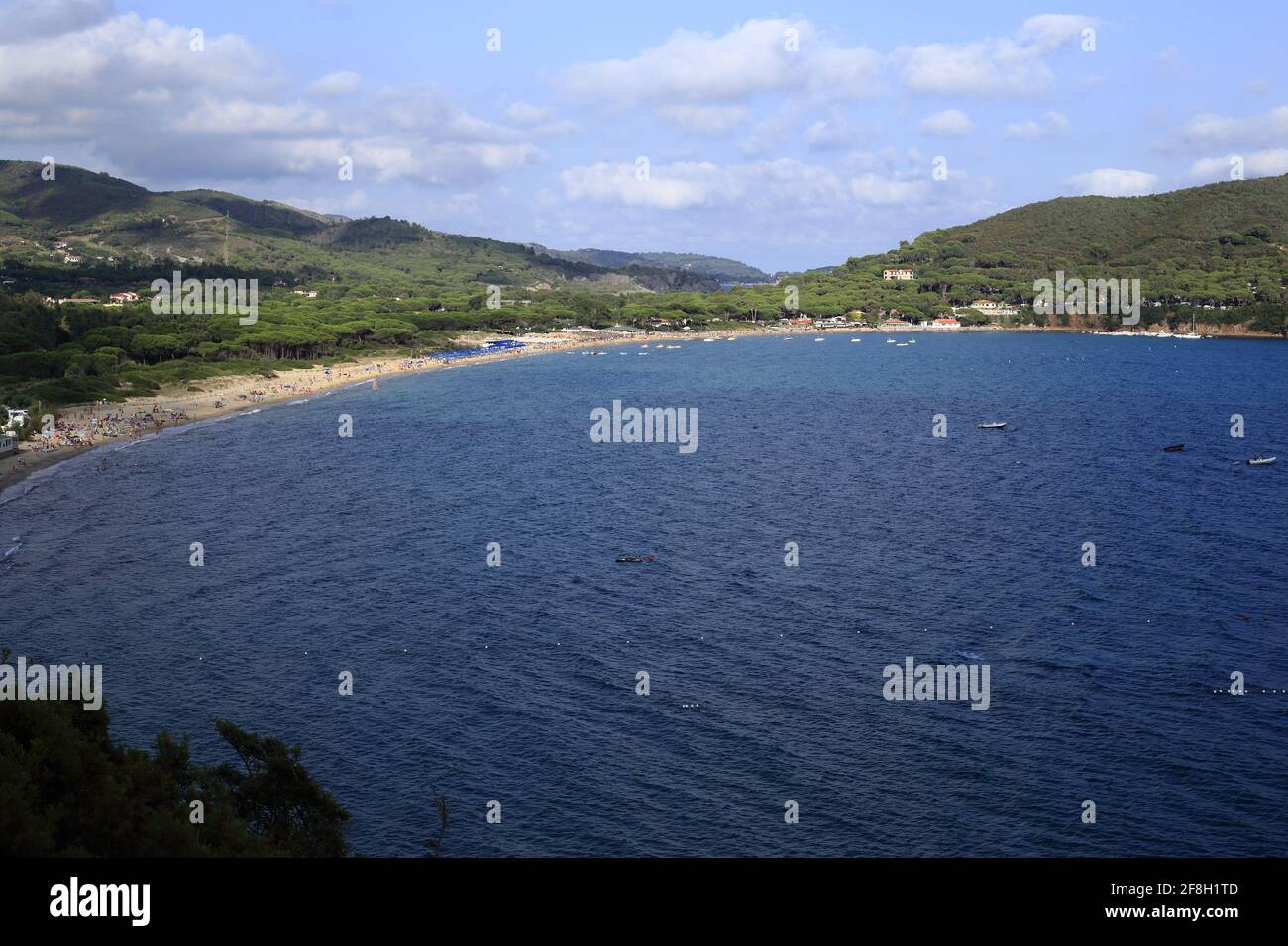 Panorama du golfe de Lacona, île d'Elbe, Italie Banque D'Images