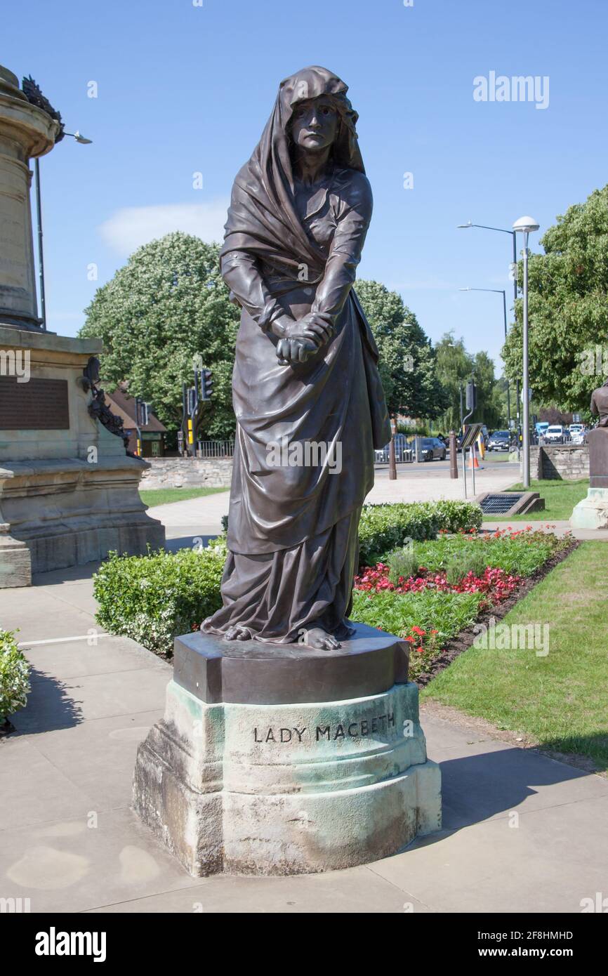 Lady Macbeth au William Shakespeare Memorial aux jardins Bancroft à Stratford-upon-Avon dans le Warwickshire au Royaume-Uni. Pris le 22 juin 2020. Banque D'Images