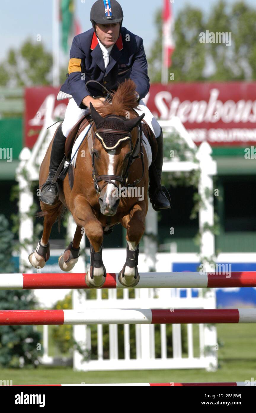 L'Amérique du Nord, Spruce Meadows, juillet 2005, Zeidler Cup, Michael Whitaker (GBR) à cheval jusqu'à aujourd'hui 8, Banque D'Images