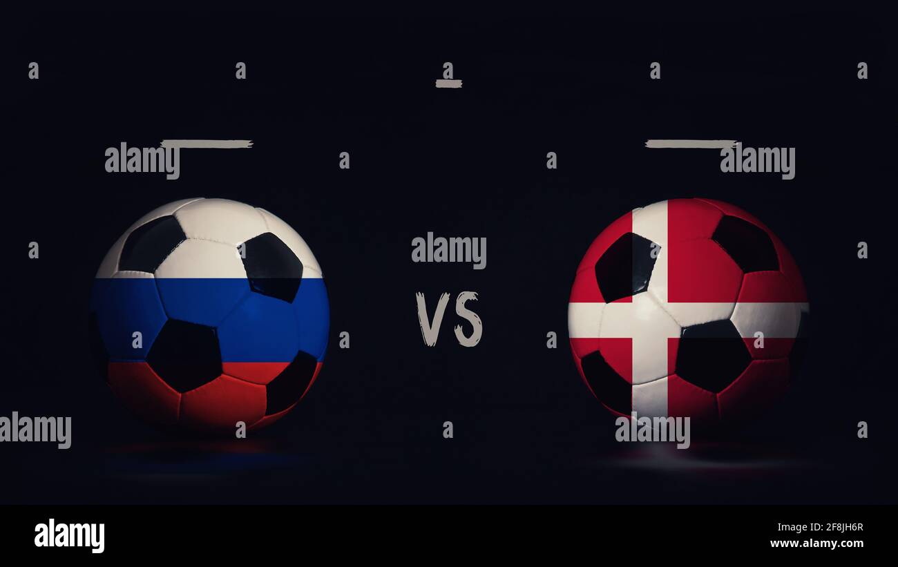 Russie contre Danemark Euro 2020 annonce de match de football. Deux ballons de football avec drapeaux de pays, montrant l'infographie du match, isolés sur le backgrou noir Banque D'Images