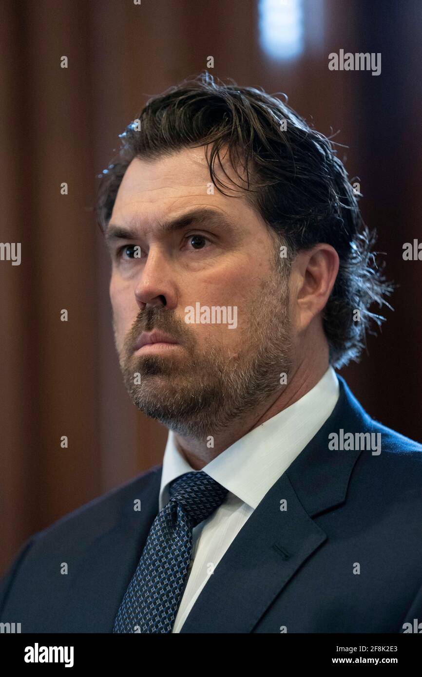 Les anciens combattants militaires décorés, y compris Morgan Luttrell, ancien PHOQUE de la Marine, se réunissent pour un événement de presse au Capitole du Texas le 14 avril 2021 pour faire pression en faveur d'une législation qui approuverait certains médicaments psychédéliques pour le traitement thérapeutique du syndrome de stress post-traumatique des vétérans (TSPT). Crédit : Bob Daemmrich/Alay Live News Banque D'Images Les anciens combattants militaires décorés, y compris Morgan Luttrell, ancien PHOQUE de la Marine, se réunissent pour un événement de presse au Capitole du Texas le 14 avril 2021 pour faire pression en faveur d'une législation qui approuverait certains médicaments psychédéliques pour le traitement thérapeutique du syndrome de stress post-traumatique des vétérans (TSPT). Crédit : Bob Daemmrich/Alay Live News Banque D'Images