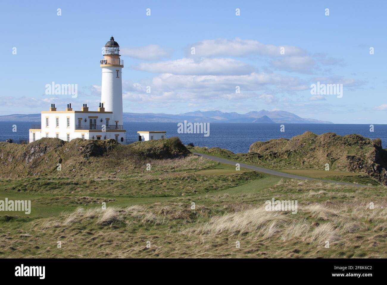 Ecosse, phare d'Ayrshire Turnberry. 12 avril 2021.le phare emblématique du parcours de golf Turnberry avec vue imprenable sur le Firth of Clyde Banque D'Images