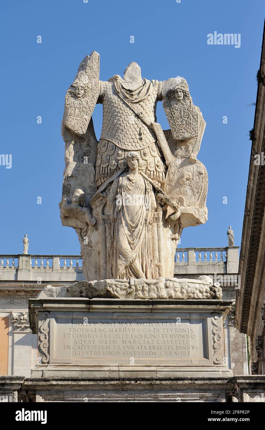 Italie, Rome, Campidoglio, Trofei di Mario, sculpture romaine Banque D'Images