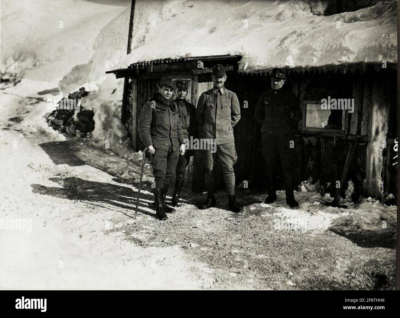À Monte Forno : commandant de l'artillerie de montagne avant le résidu de l'officier de emboutir (sept municipalités.). Banque D'Images
