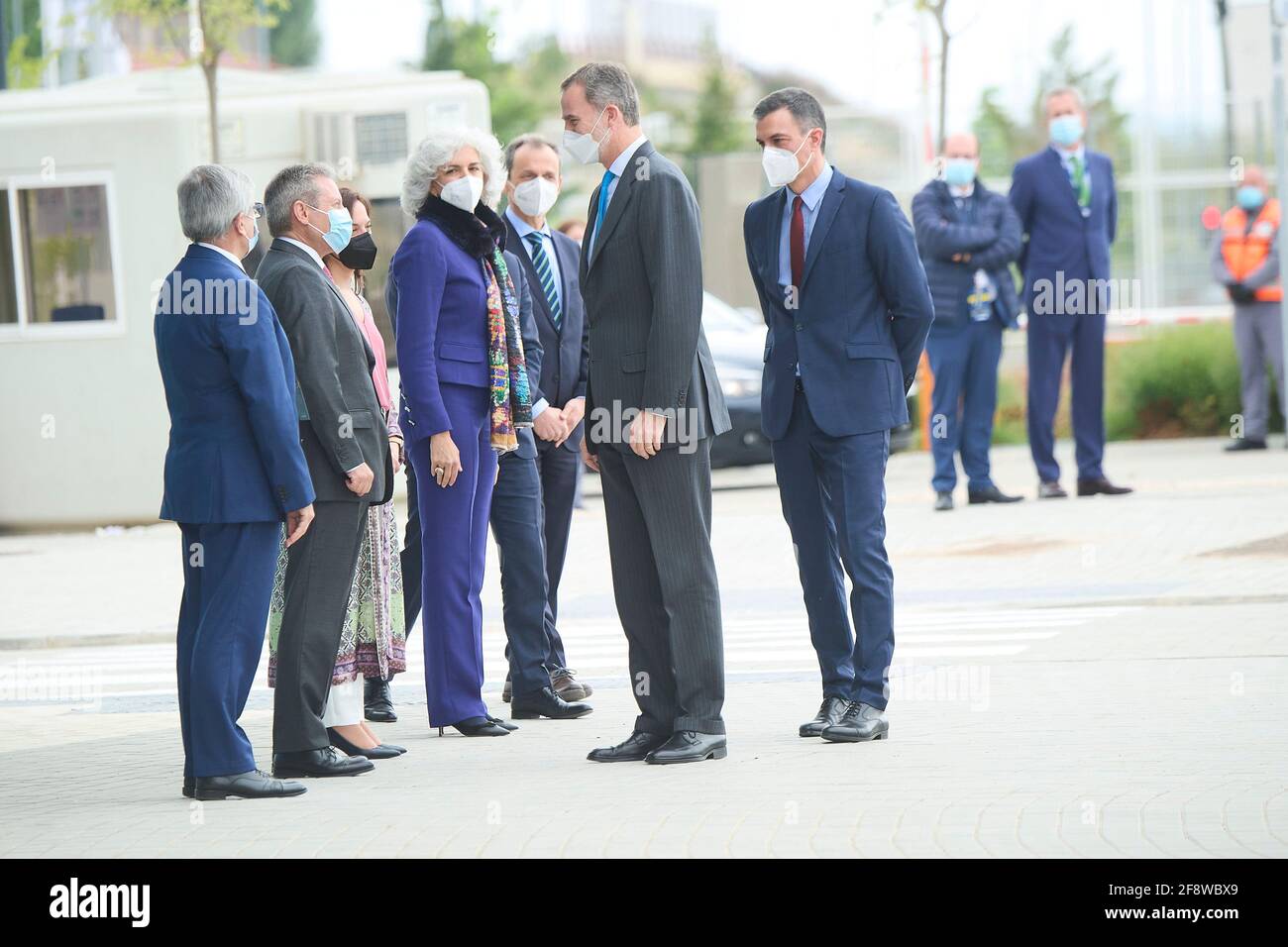 Getafe, Madrid, Espagne. 15 avril 2021. Roi Felipe VI d'Espagne, Pedro Sanchez, Premier ministre, Guillaume Faury, PDG D'AIRBUS, Amparo Moraleda, membre du Conseil d'Administration de Solvay sa, CaixaBank sa et Vodafone PLC assiste à l'ouverture du nouveau campus Airbus le 15 avril 2021 à Getafe, Espagne crédit: Jack Abuin/ZUMA Wire/Alay Live News Banque D'Images