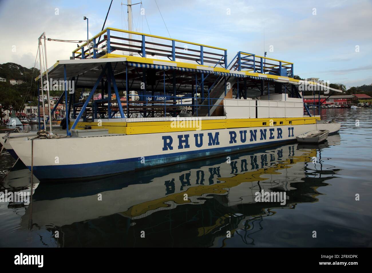 St George's Grenada Ferry vide Rhum Runner II sur la Carenage Banque D'Images